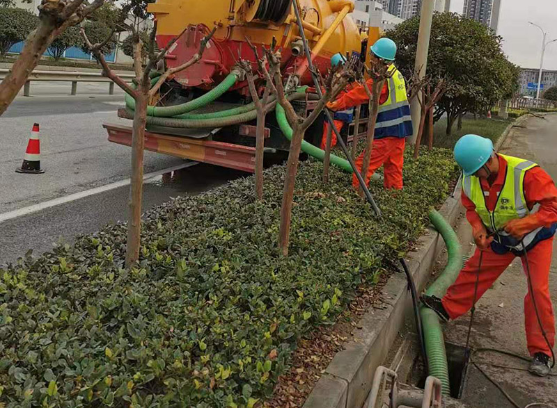 沉湖管委会市政管道清淤